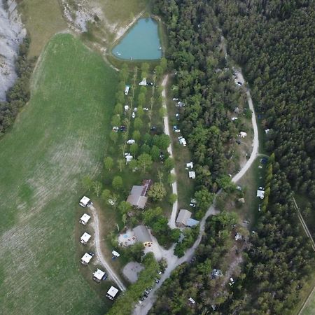 Camping Du Villard Thorame-Basse Экстерьер фото