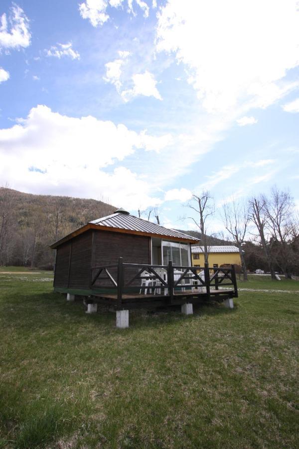 Camping Du Villard Thorame-Basse Экстерьер фото